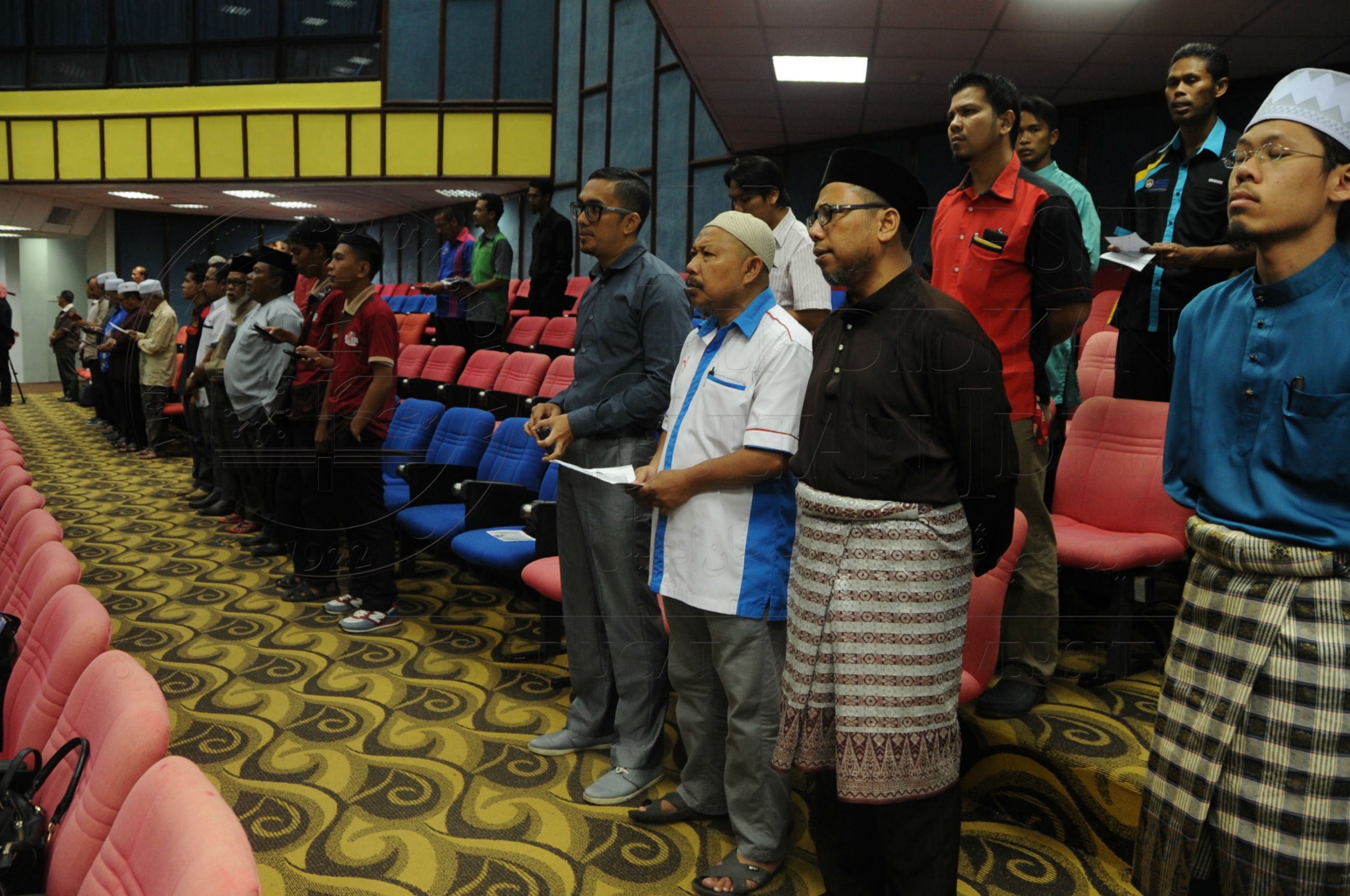 PRO 16 1 MAULIDUR HAS 7329